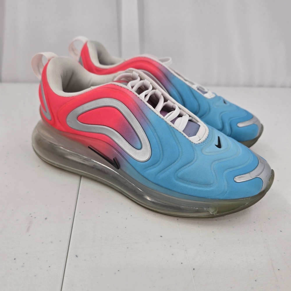 Nike Air Max‎ 720 Lava Glow Blue Fury Shoes Gradient AR9293-600 Women's Size 6.